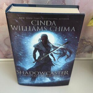 📕 3 for $30 | Shadowcaster | Shattered Realms #2 by Cinda Williams Chima